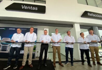 Autotab Vehículos Comerciales festeja la reinauguración de instalaciones en Villahermosa